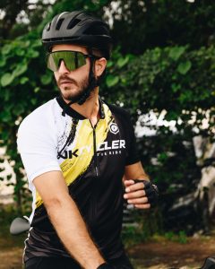 COMPRAR Y VIAJAR www.vkcycler.vitnik.com #ciclismo #bicicletatuvida #ropa de ciclismo