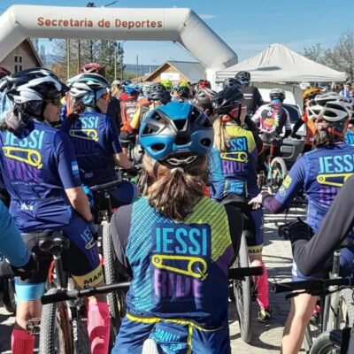 TEAM JESSIRIDE / MANIJA TEAM