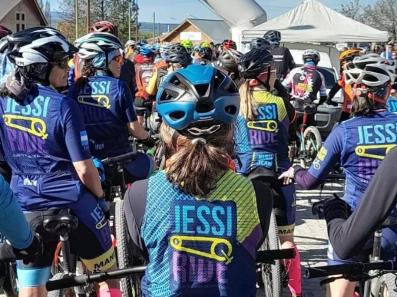 TEAM JESSIRIDE / MANIJA TEAM